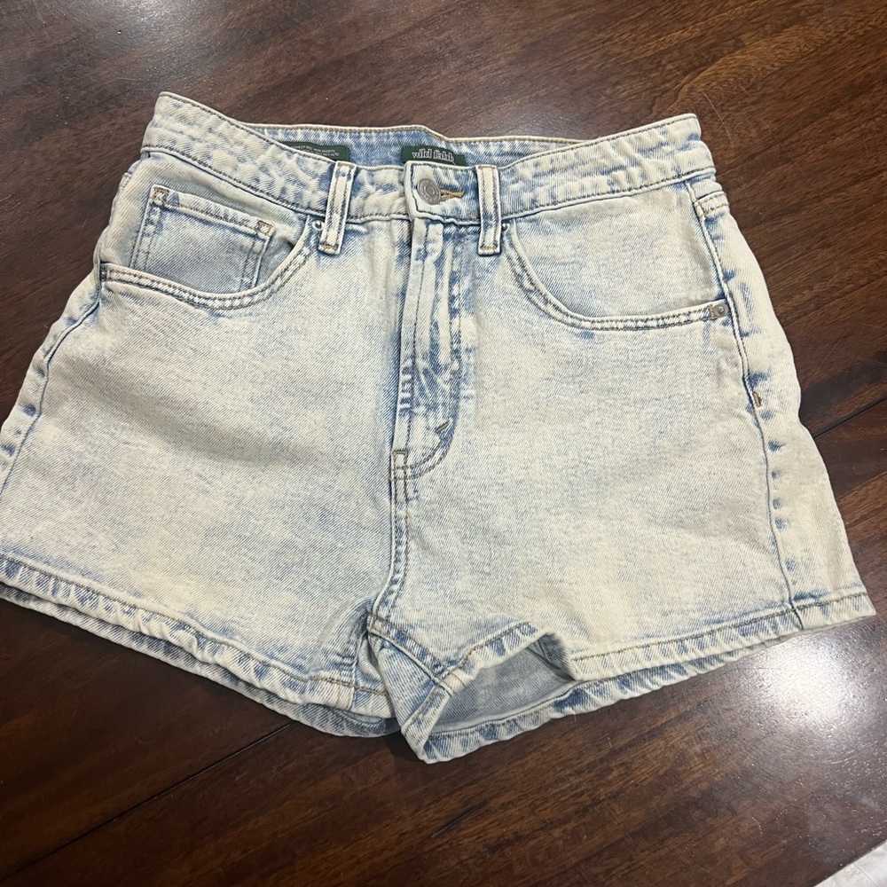 Wild fable high rise shorts